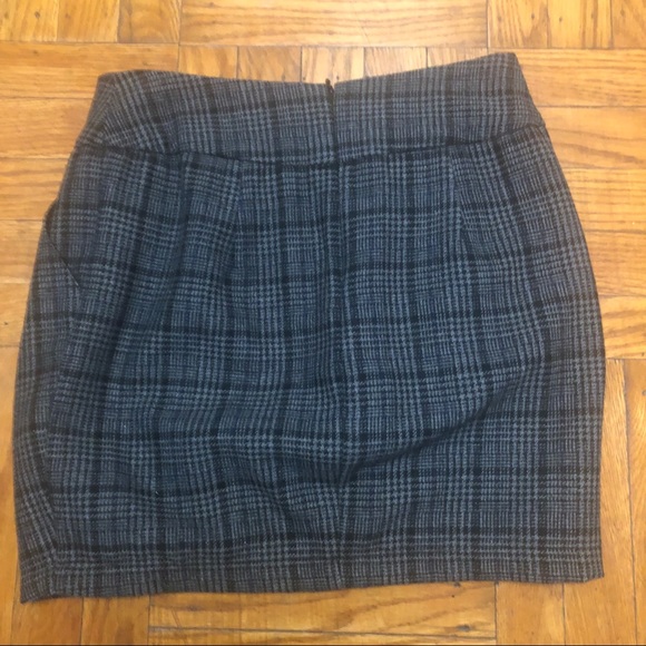 Faux Tweed Skirt - Picture 2 of 3